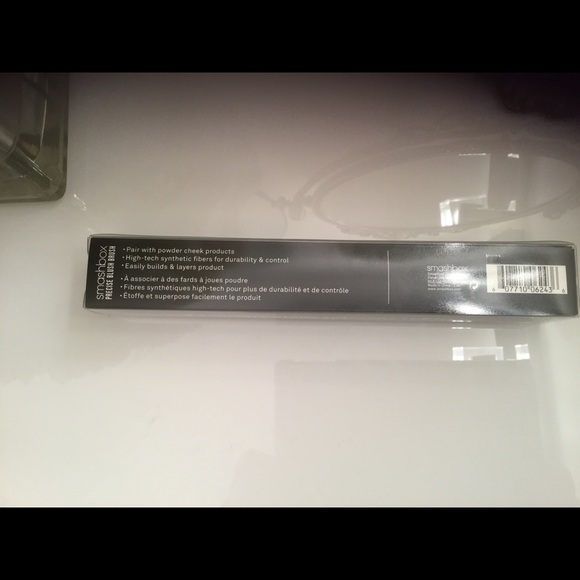 Smashbox Precise Blush Brush - Picture 5 of 5